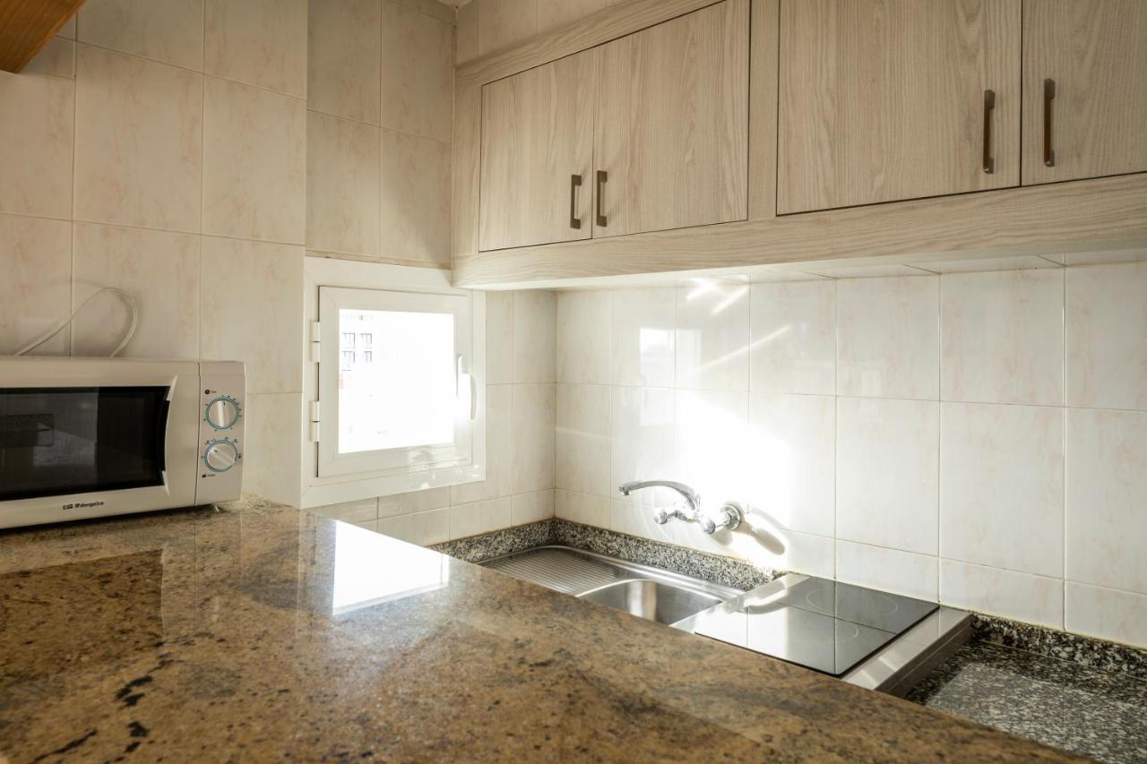 Apartamentos El Moro San Antonio  Eksteriør billede