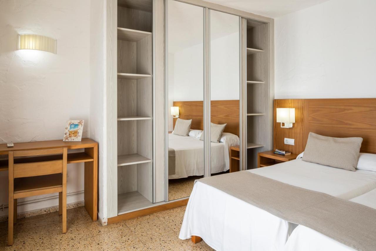 Apartamentos El Moro San Antonio  Eksteriør billede